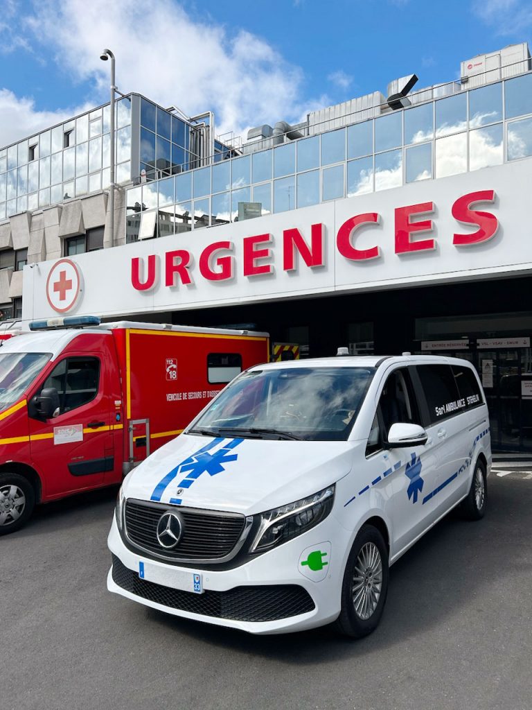 Véhicule électrique Mercedes EQV 300 Ambulance Stéhélin